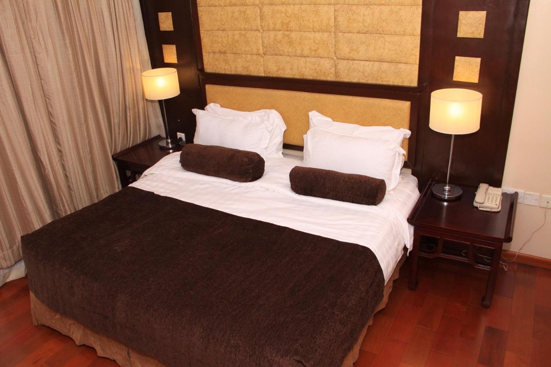 Owu Crown Hotel Ibadan Quarto foto